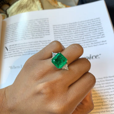 9ct Emerald Three Stone Ring